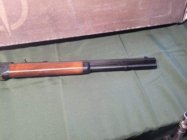 Taylor's & Co. 1873 rifle .357mag Uberti - Image 13