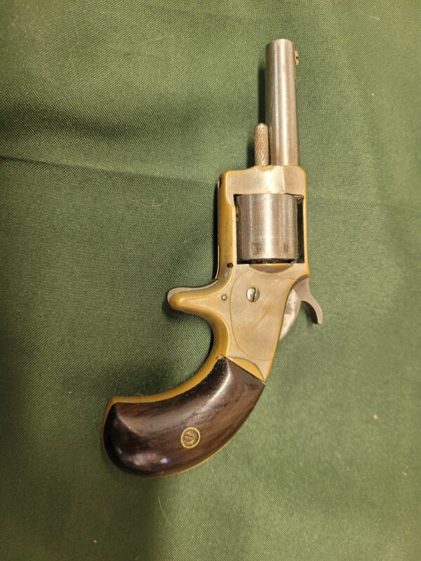 Monitor 22 revolver